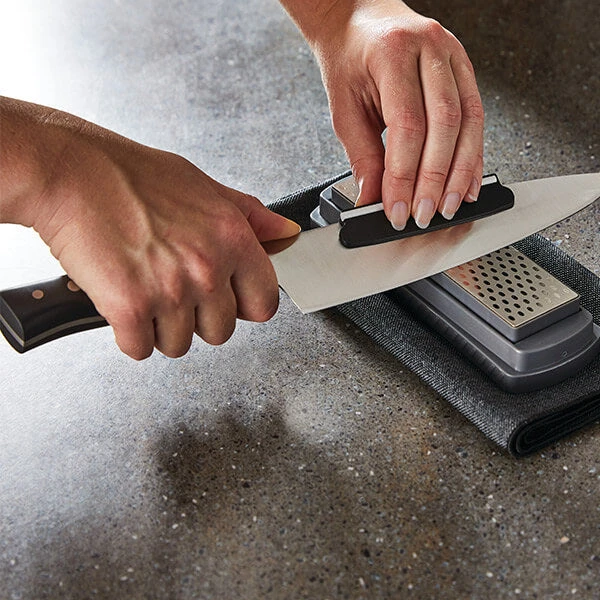 Paderno Knives 400/1000-Grit Knife Sharpening Stone 5 Paderno Knives 400/1000-Grit Knife Sharpening Stone