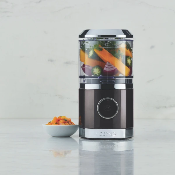 Paderno Vortex Blade 3-Cup Food Chopper | Hachoir De 3 Tasses à Lame Vortex Appliances 4 Paderno Vortex Blade 3-Cup Food Chopper | Hachoir De 3 Tasses à Lame Vortex Appliances