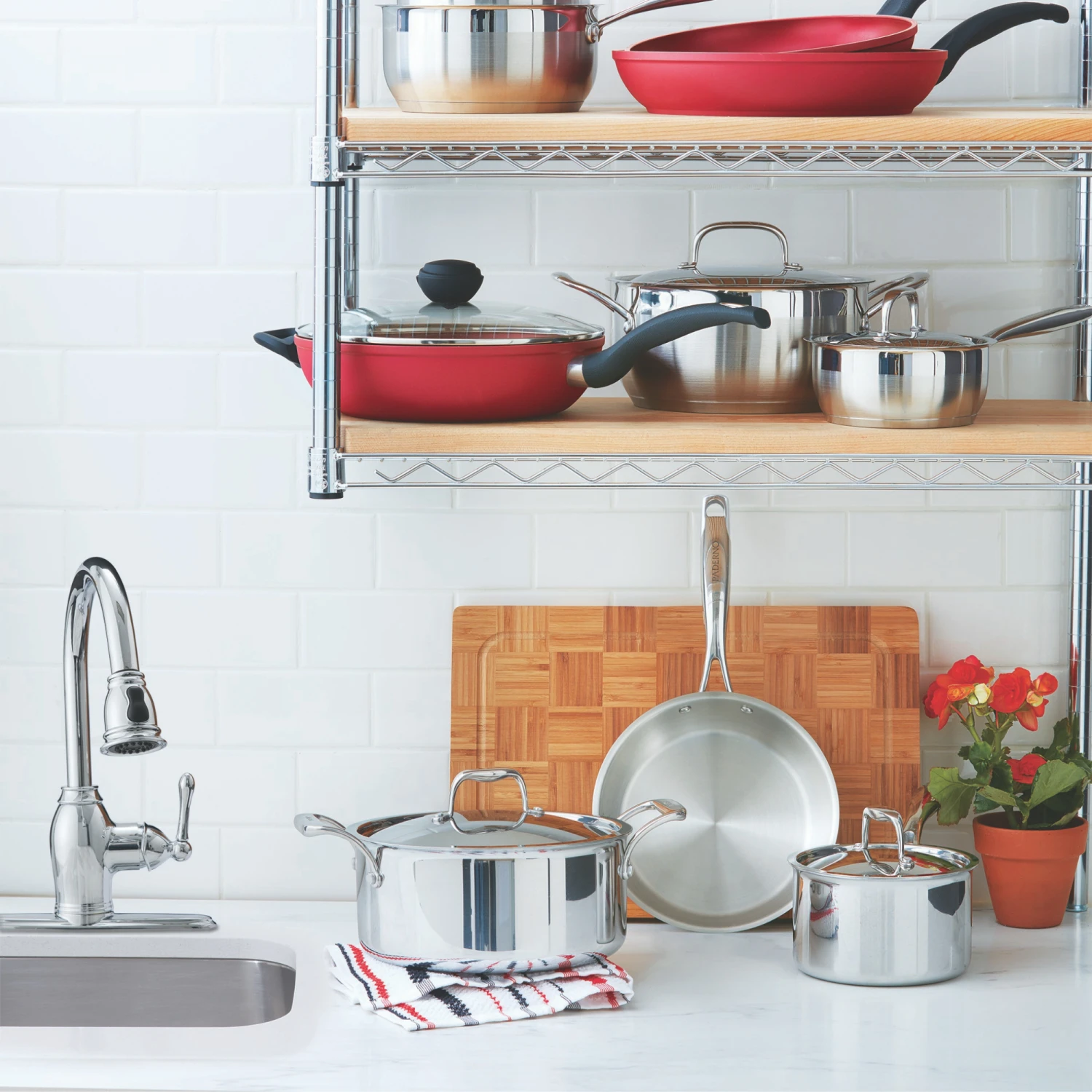 Paderno Classic Non-Stick Jumbo Cooker, 3-Qt | Grande Mijoteuse Antiadhésive Classique, 3 Pte Cookware 7 Paderno Classic Non-Stick Jumbo Cooker, 3-Qt | Grande Mijoteuse Antiadhésive Classique, 3 Pte Cookware