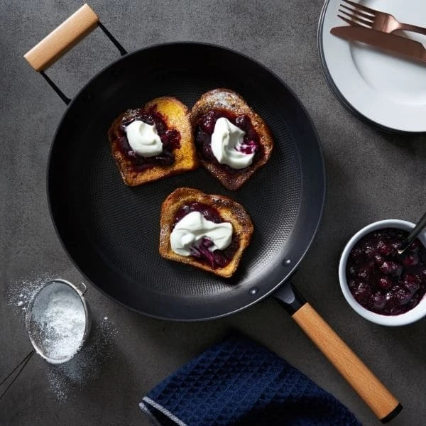 Paderno Cookware Classic Non-Stick Cast Iron Frypan, 32 Cm 5 Paderno Cookware Classic Non-Stick Cast Iron Frypan, 32 Cm