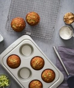 Paderno Bakeware Extra-Large Non-Stick Muffin Pan