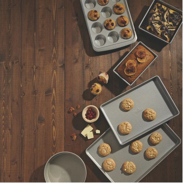 Paderno Bakeware Professional Medium Cookie Sheet, 15 X 10-in | Plaque à Biscuits De Taille Moyenne Professionelle, 15 X 10 Po 4 Paderno Bakeware Professional Medium Cookie Sheet, 15 X 10-in | Plaque à Biscuits De Taille Moyenne Professionelle, 15 X 10 Po