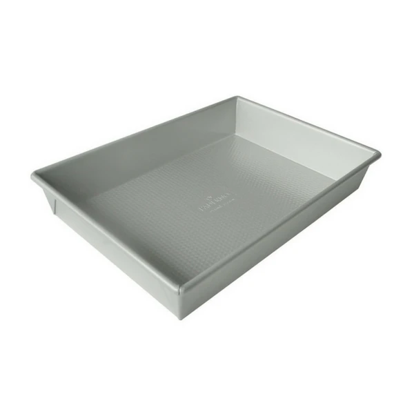 Paderno Professional Oblong Pan, 9 X 13-in | Casserole Oblongue Professionelle, 9 X 13 Po Bakeware 3 Paderno Professional Oblong Pan, 9 X 13-in | Casserole Oblongue Professionelle, 9 X 13 Po Bakeware