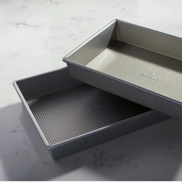 Paderno Professional Oblong Pan, 9 X 13-in | Casserole Oblongue Professionelle, 9 X 13 Po Bakeware 6 Paderno Professional Oblong Pan, 9 X 13-in | Casserole Oblongue Professionelle, 9 X 13 Po Bakeware