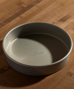Paderno Bakeware Professional Round Cake Pan, 9-in | Moule à Gâteau Rond Professionelle, 9 Po 11 Paderno Bakeware Professional Round Cake Pan, 9-in | Moule à Gâteau Rond Professionelle, 9 Po