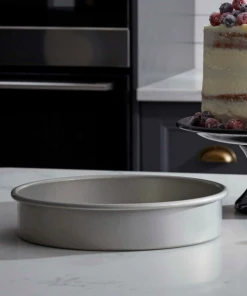 Paderno Bakeware Professional Round Cake Pan, 9-in | Moule à Gâteau Rond Professionelle, 9 Po 12 Paderno Bakeware Professional Round Cake Pan, 9-in | Moule à Gâteau Rond Professionelle, 9 Po